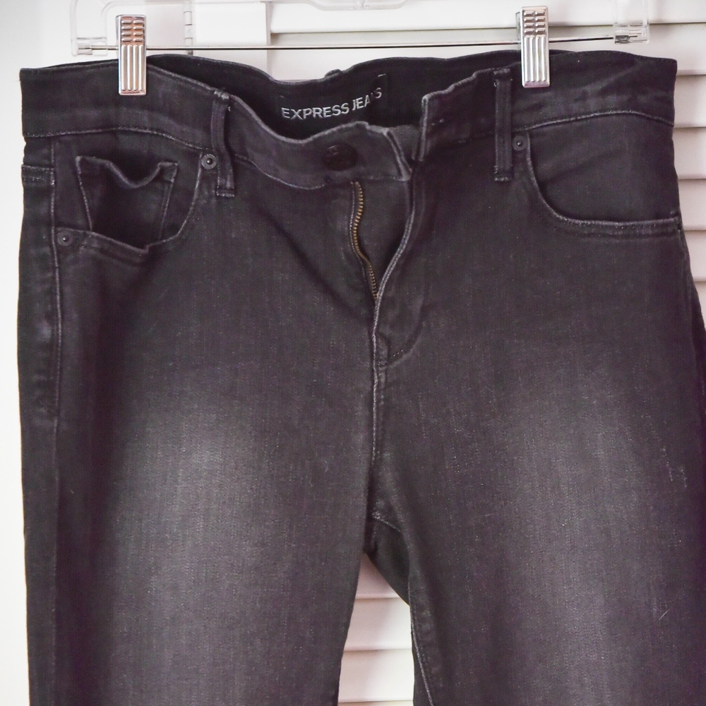 black distressed jeans